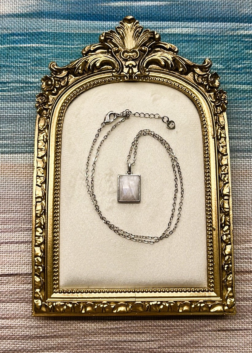 Dainty S925 Sterling Silver Moonstone Necklace