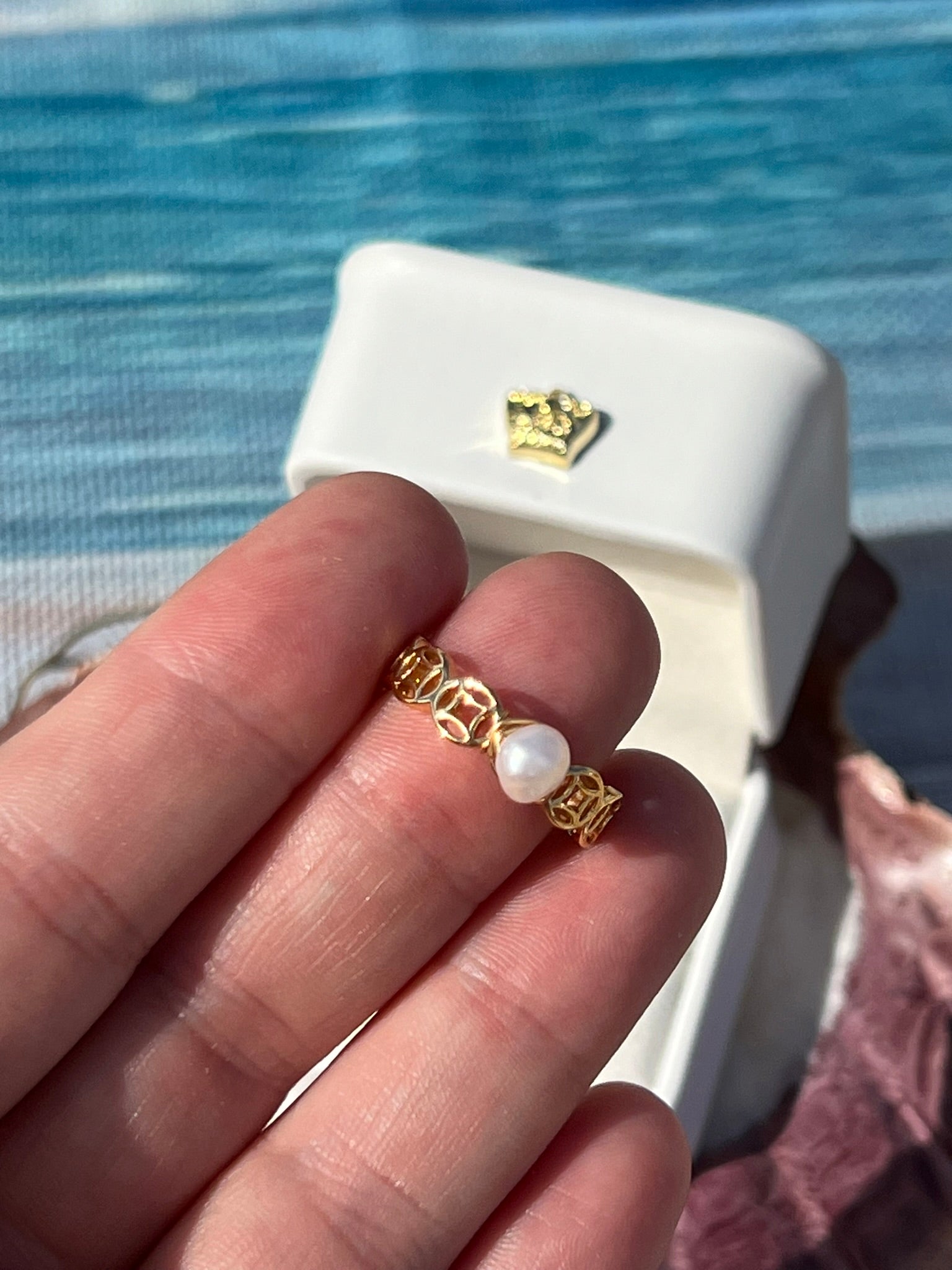 Lucky Gold Coin- Simple White Pearl Ring