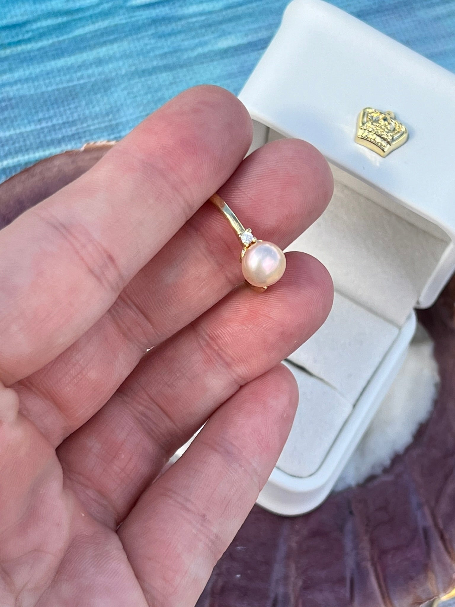 Elodie - Simple Champagne Pearl Ring