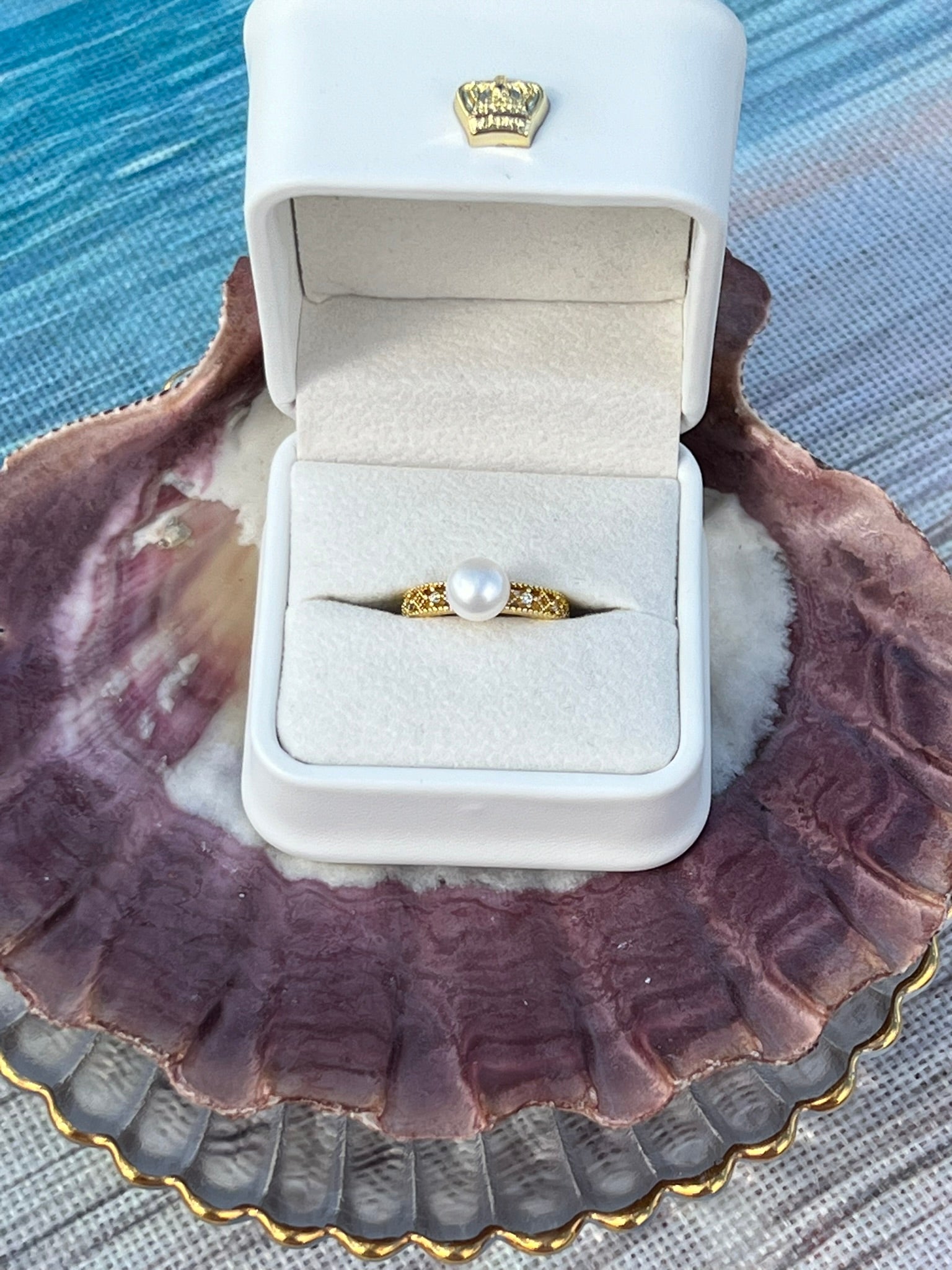Juliette - Simple White Pearl Ring