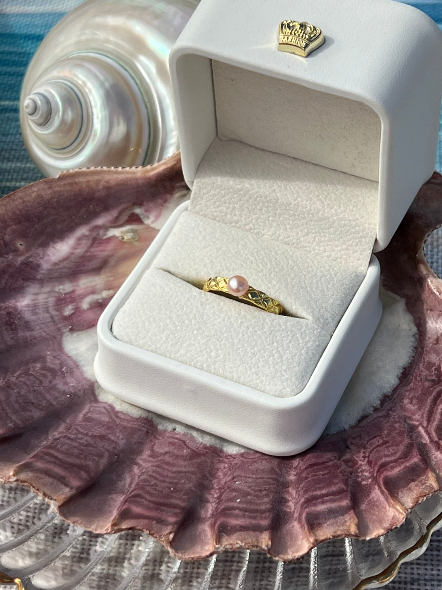 Genevieve's Puff- Pink Pearl Ring