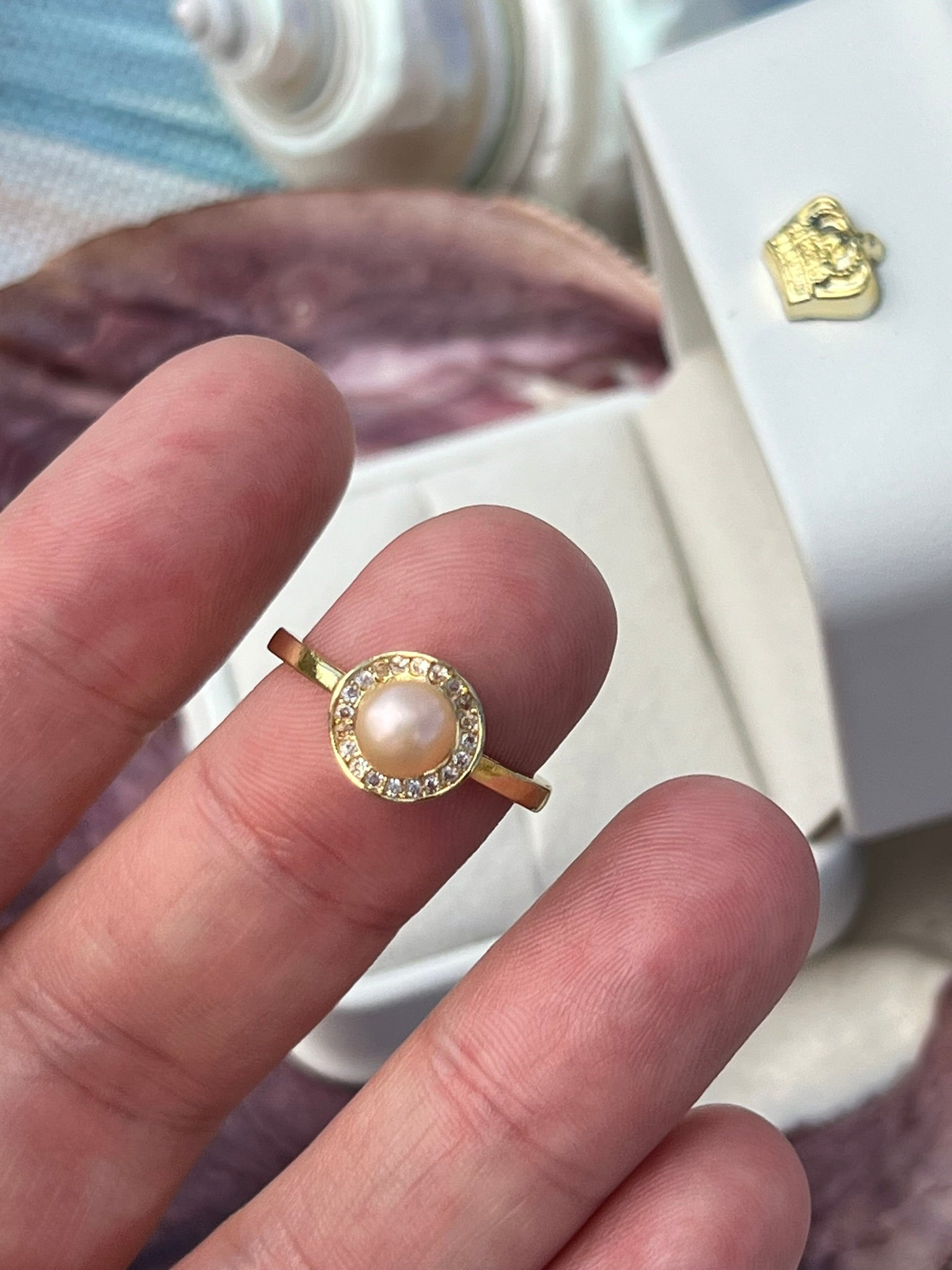 Ophelia's Wave - Simple Champagne Pearl Ring