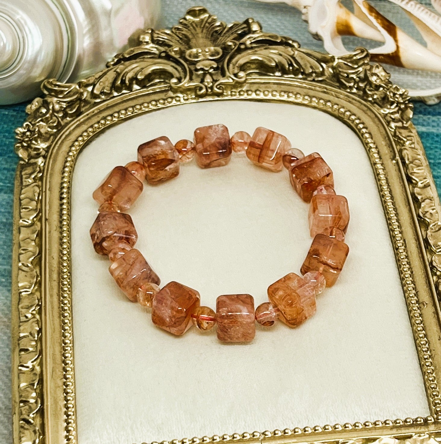 Rare High-Quality Koi Hematoid Quartz Crystal Bead Stretch Bracelet