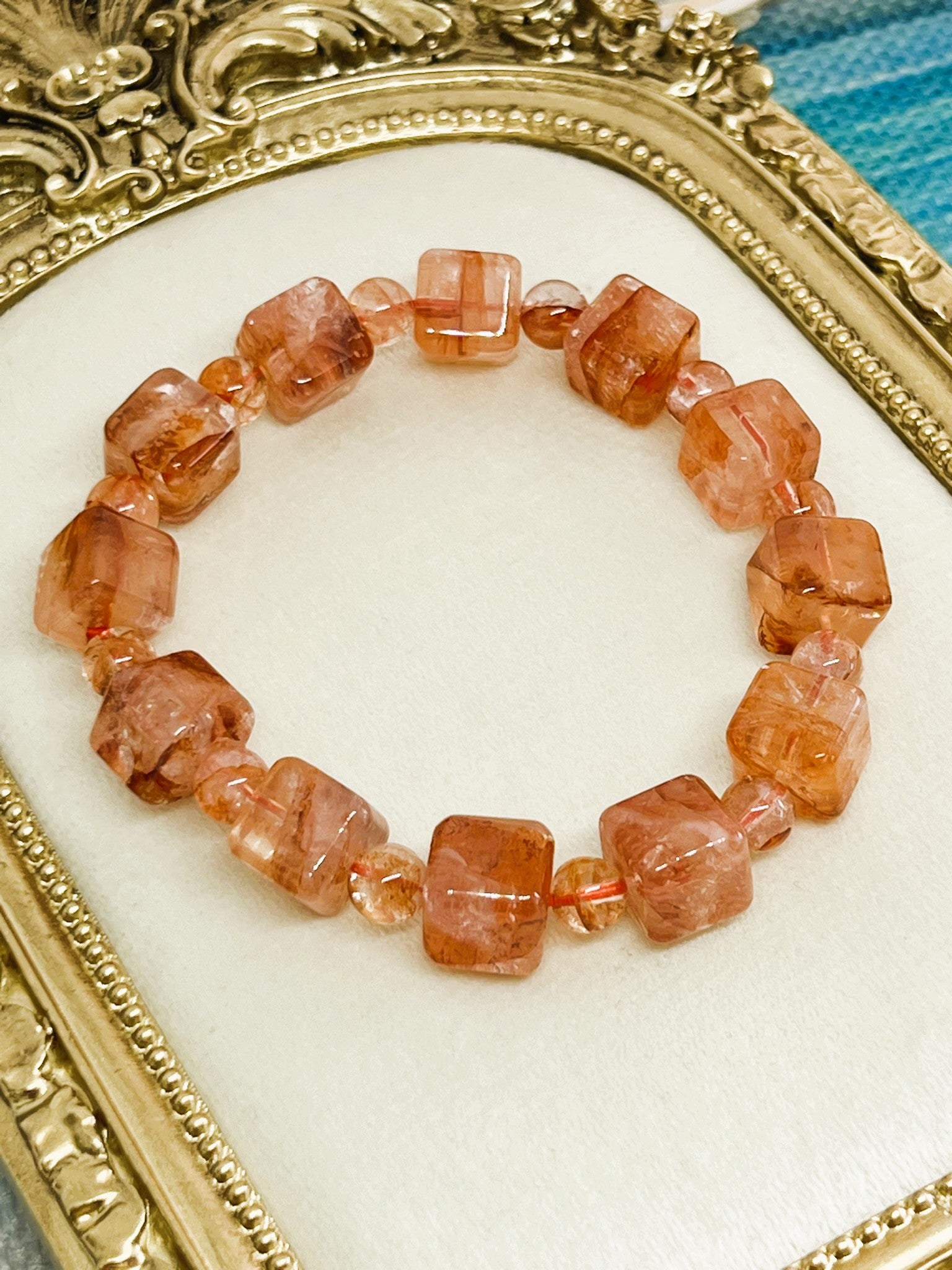 Rare High-Quality Koi Hematoid Quartz Crystal Bead Stretch Bracelet